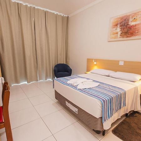 Hotel Dan Inn Barretos By Nacional Inn エクステリア 写真