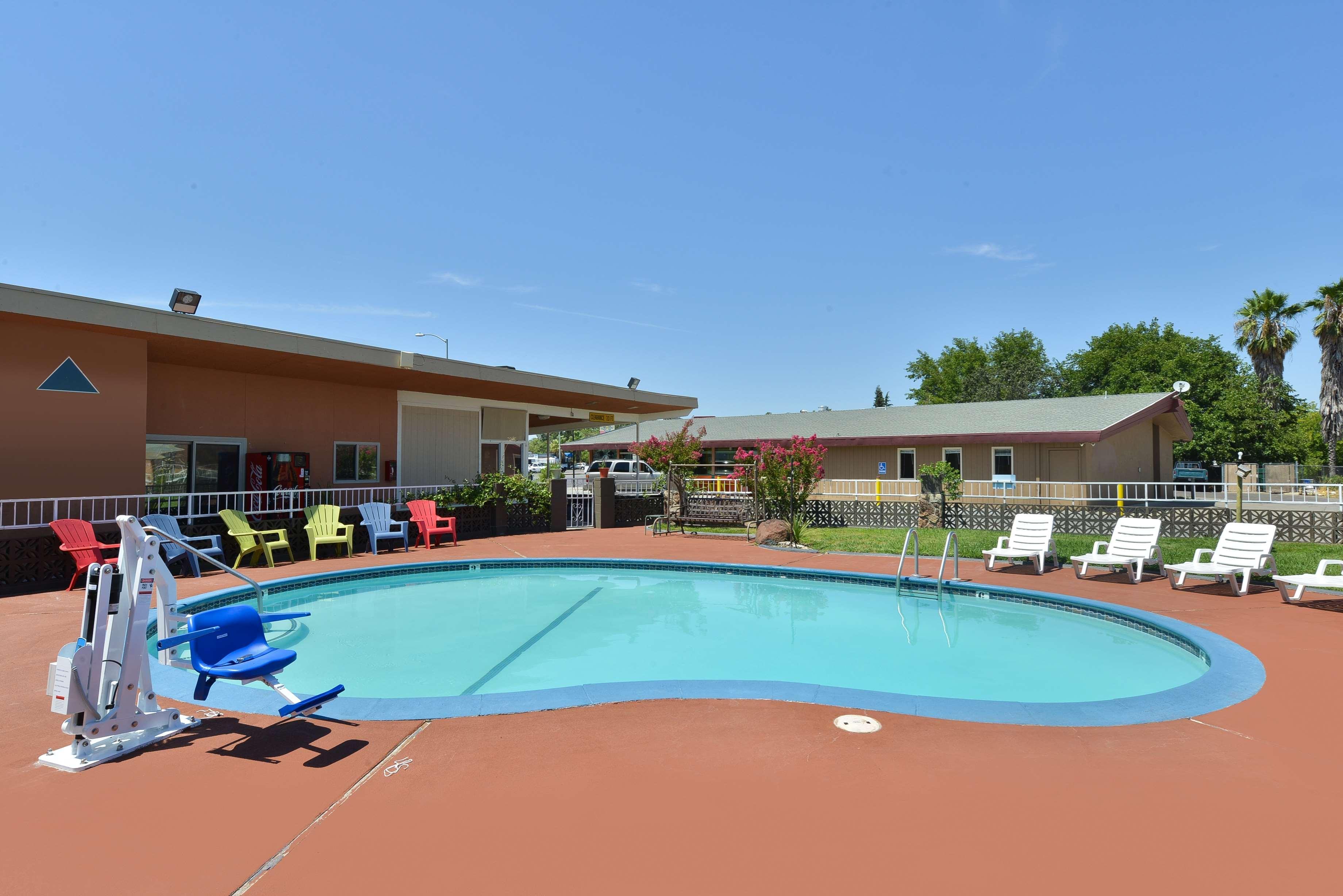 Hotel Dan Inn Barretos By Nacional Inn エクステリア 写真