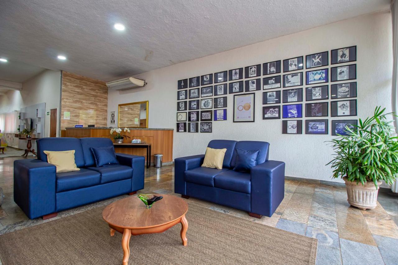 Hotel Dan Inn Barretos By Nacional Inn エクステリア 写真