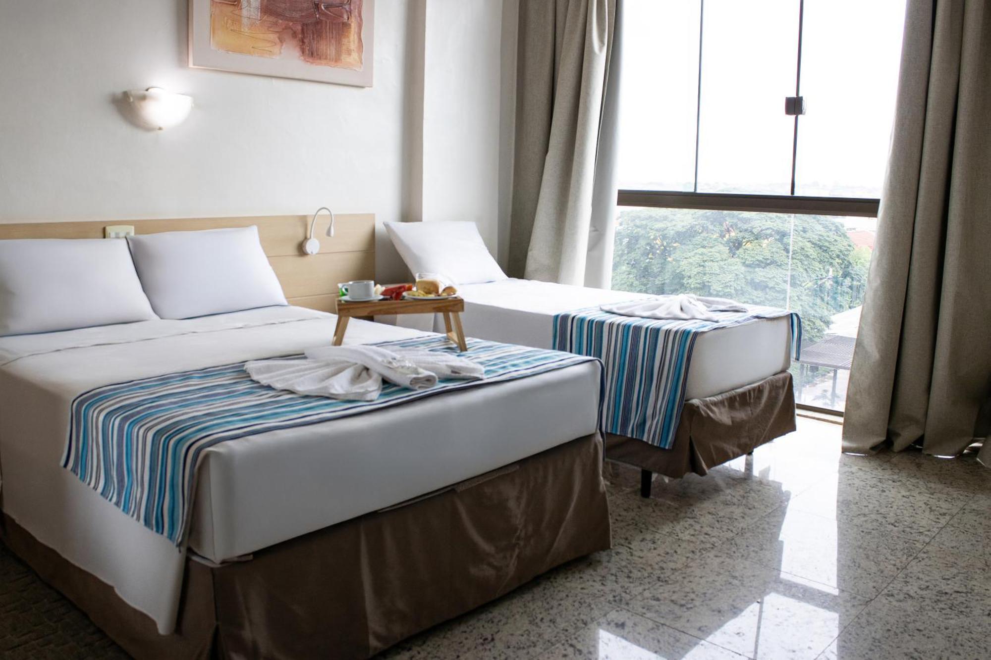 Hotel Dan Inn Barretos By Nacional Inn エクステリア 写真