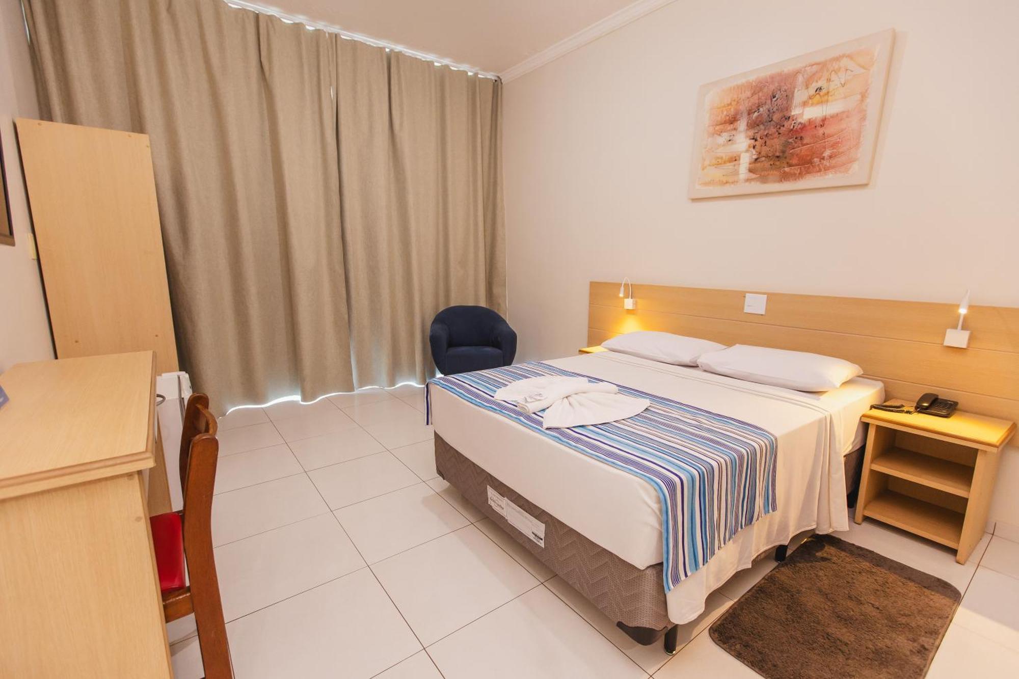Hotel Dan Inn Barretos By Nacional Inn エクステリア 写真