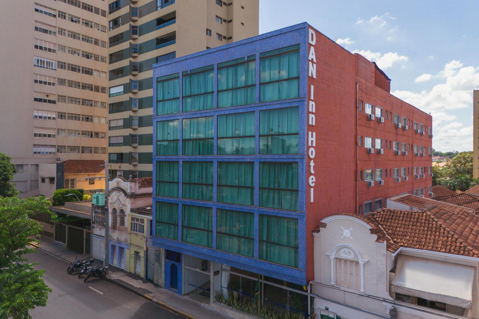 Hotel Dan Inn Barretos By Nacional Inn エクステリア 写真